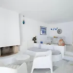 فيلة Maestro Mykonos *