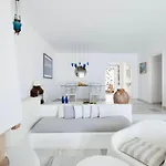 Maestro Mykonos *