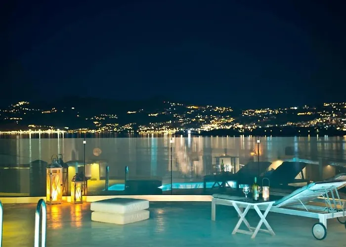 Maestro Mykonos Agios Ioannis Diakoftis