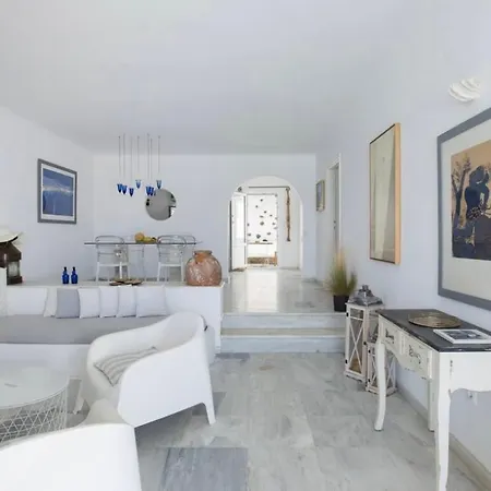 Maestro Mykonos Villa *